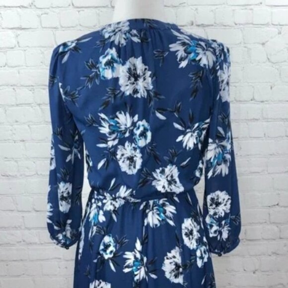 WHBM (Size 12) Blue Floral Print Soft Blouson Dress - Picture 2 of 6